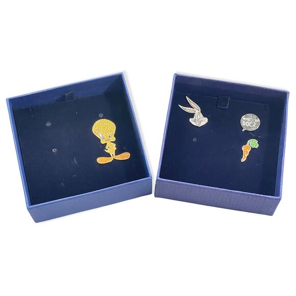 Swarovski LOONEY TUNES BUGS BUNNY TIE PIN SET & TWEETY PIN SET - Picture 4 of 9